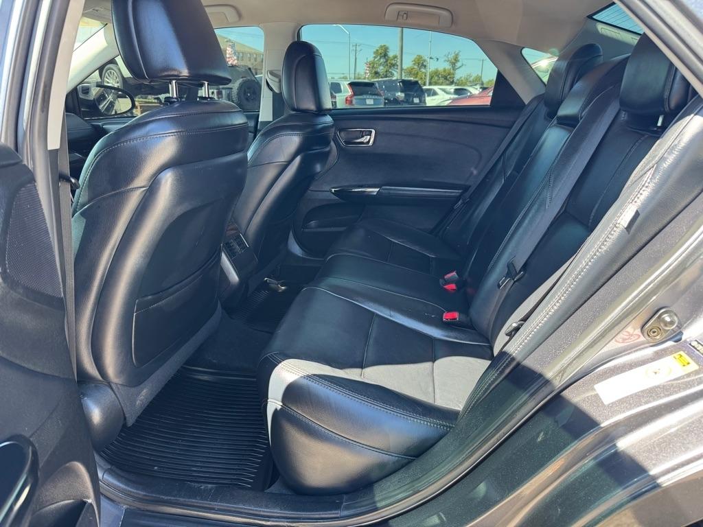 Toyota Avalon XLE 2015