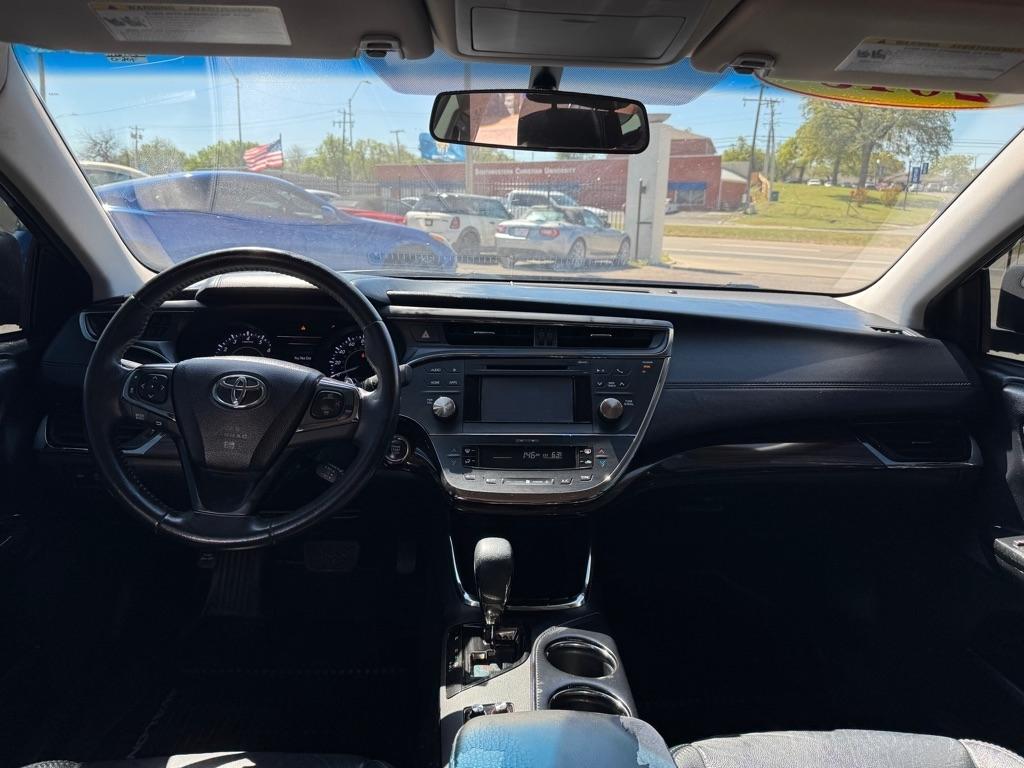 Toyota Avalon XLE 2015