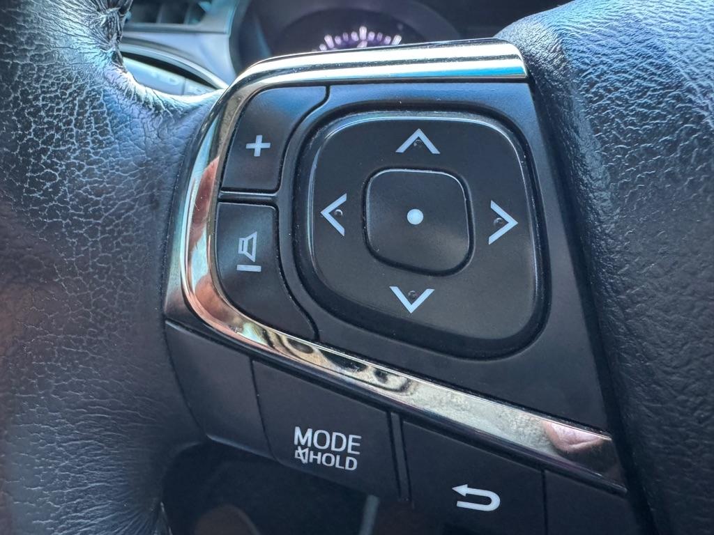 Toyota Avalon XLE 2015