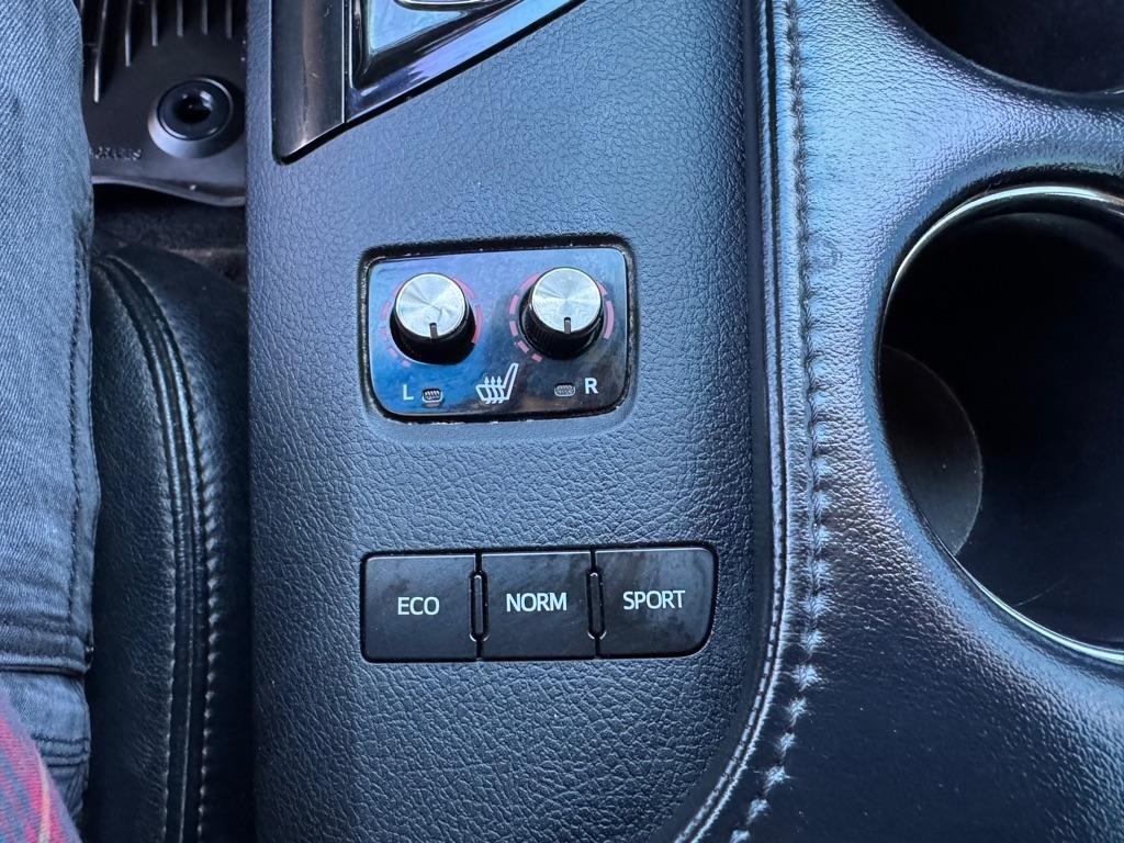 Toyota Avalon XLE 2015