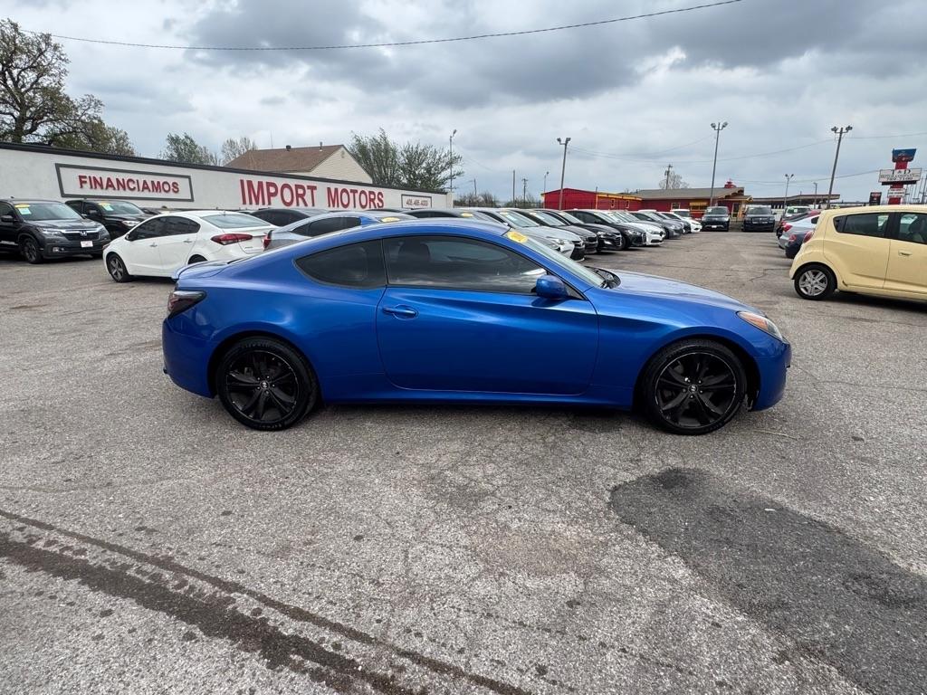 Hyundai Genesis Coupe 2.0T Manual 2010
