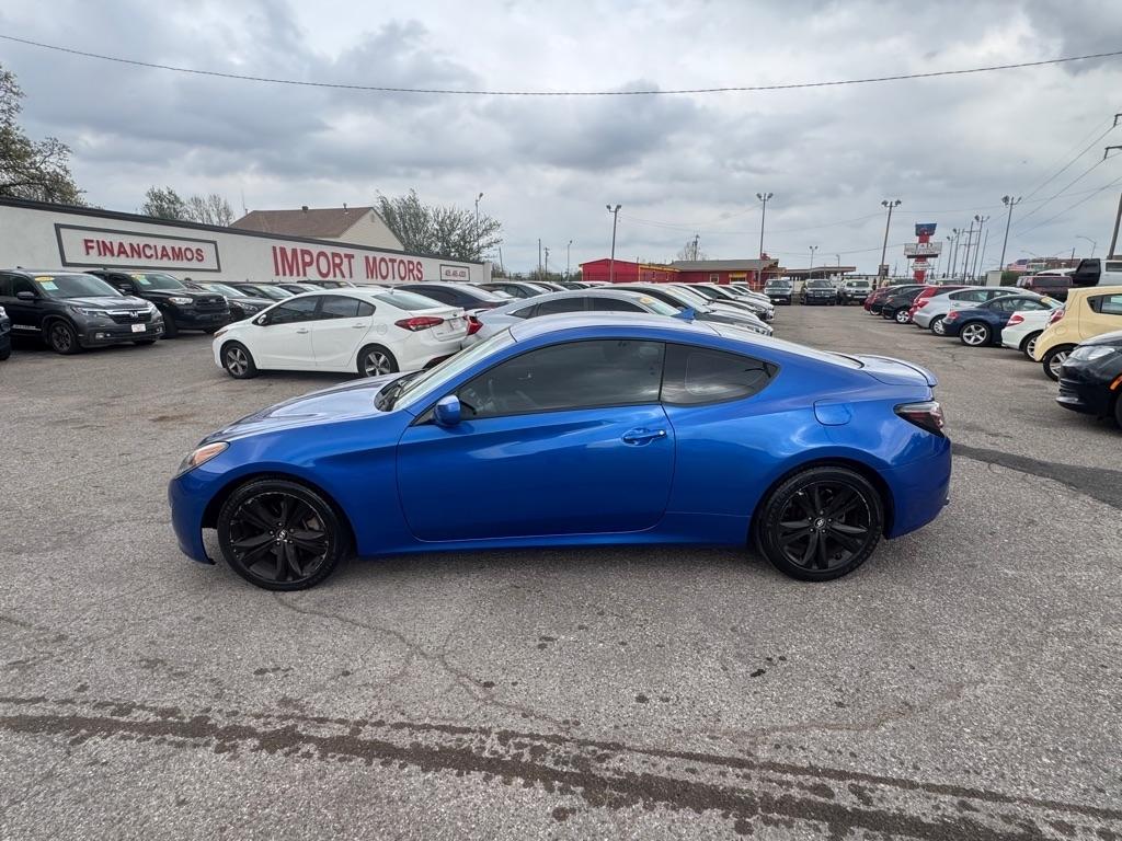 Hyundai Genesis Coupe 2.0T Manual 2010