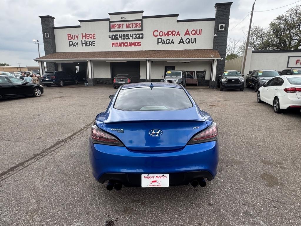 Hyundai Genesis Coupe 2.0T Manual 2010