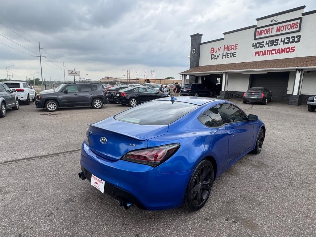 Hyundai Genesis Coupe 2.0T Manual 2010