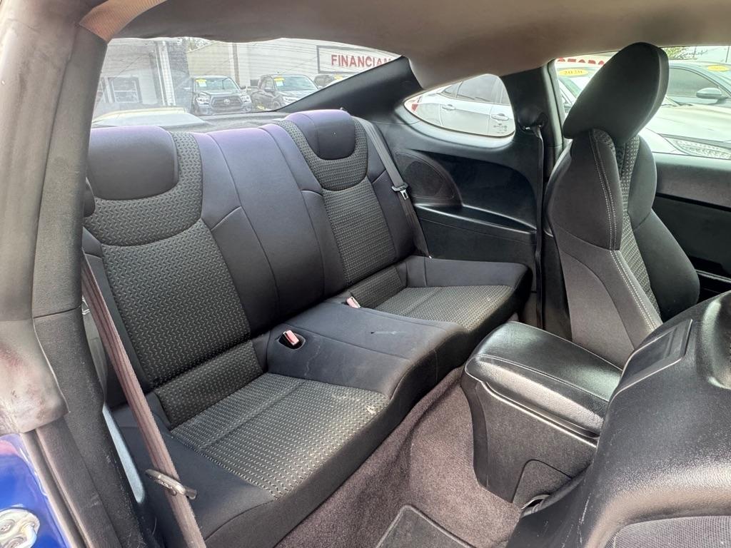 Hyundai Genesis Coupe 2.0T Manual 2010