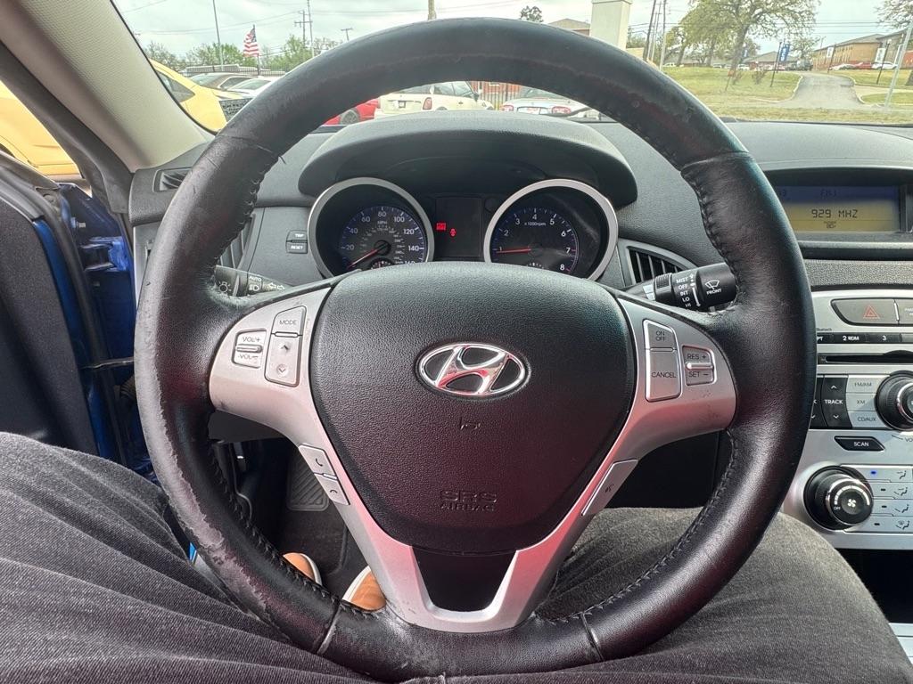 Hyundai Genesis Coupe 2.0T Manual 2010