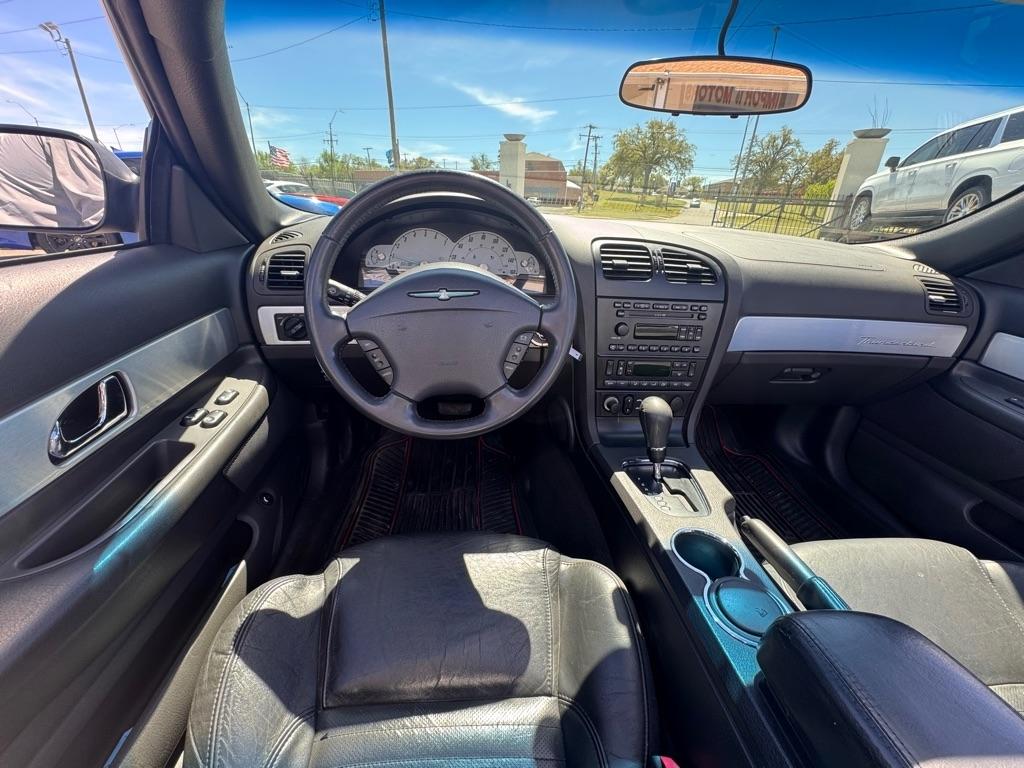 Ford Thunderbird  2002