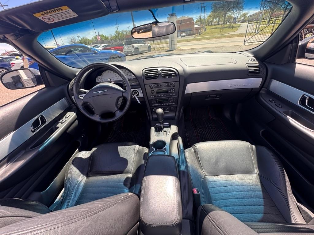 Ford Thunderbird  2002