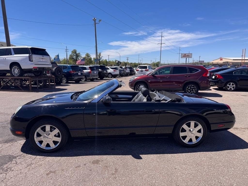 Ford Thunderbird  2002