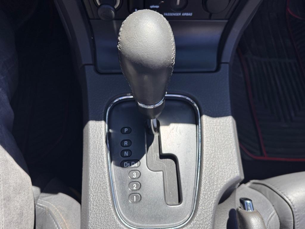 Ford Thunderbird  2002