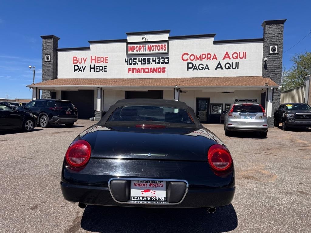 Ford Thunderbird  2002