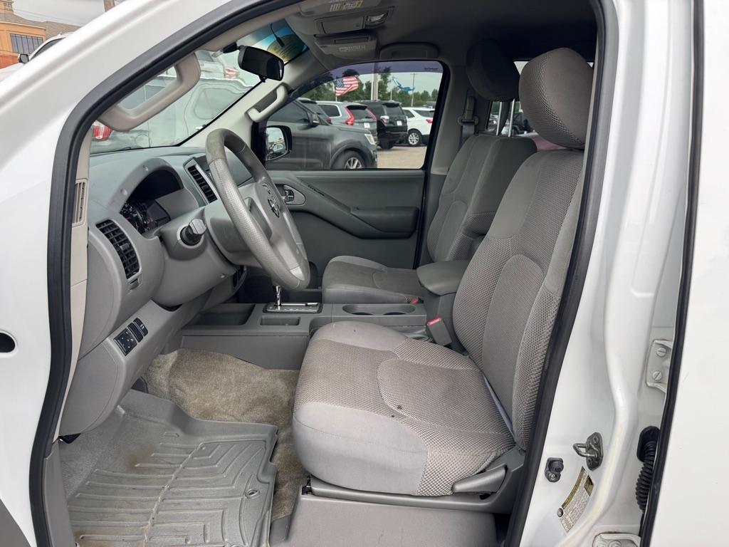 Nissan Frontier S Crew Cab 2WD 2012