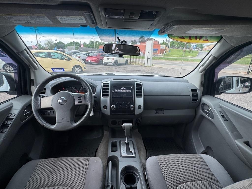 Nissan Frontier S Crew Cab 2WD 2012