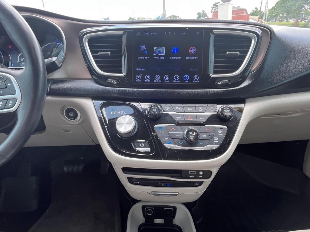 Chrysler Pacifica Touring-L Plus 2017