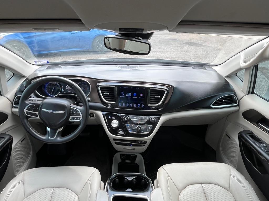 Chrysler Pacifica Touring-L Plus 2017