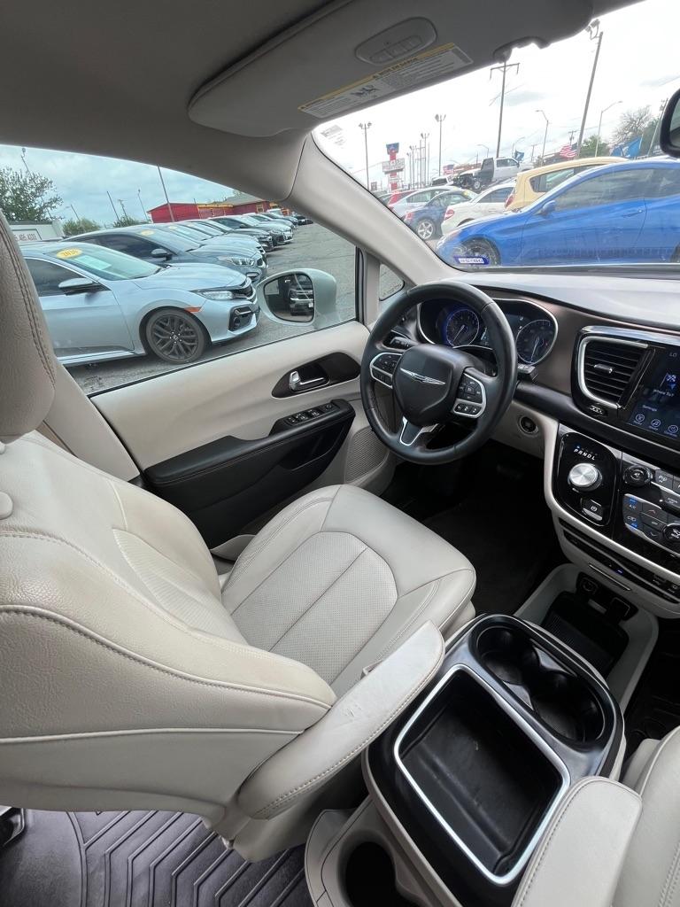 Chrysler Pacifica Touring-L Plus 2017