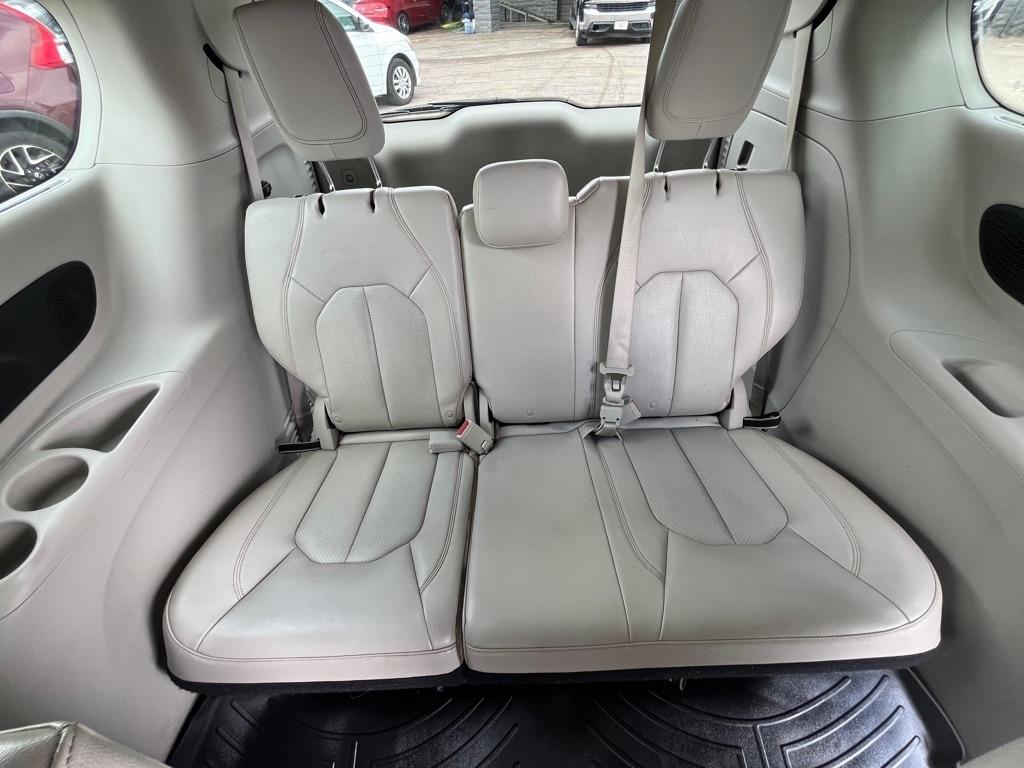 Chrysler Pacifica Touring-L Plus 2017