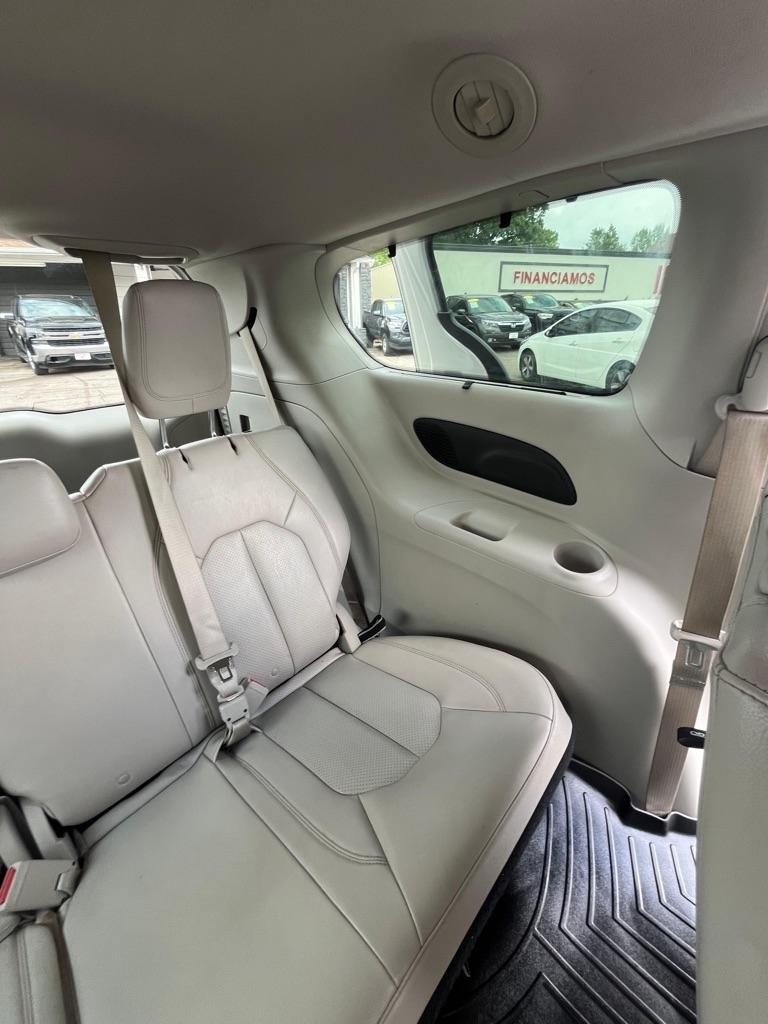 Chrysler Pacifica Touring-L Plus 2017