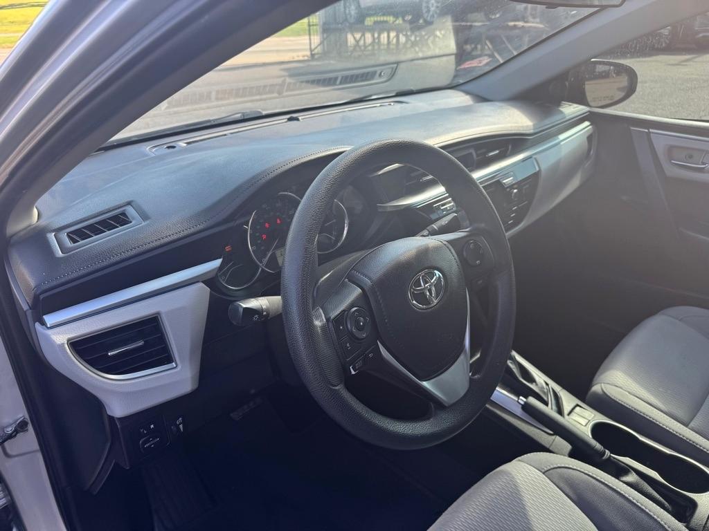 Toyota Corolla LE CVT 2014