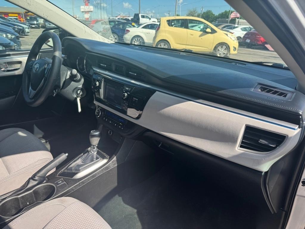 Toyota Corolla LE CVT 2014