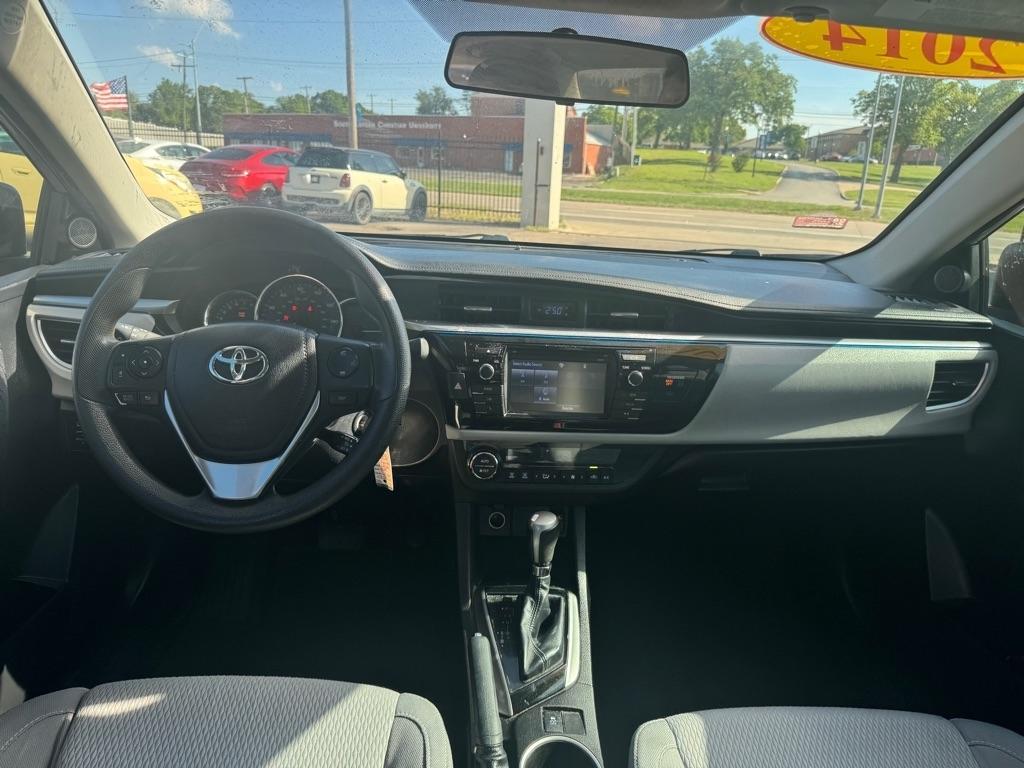 Toyota Corolla LE CVT 2014