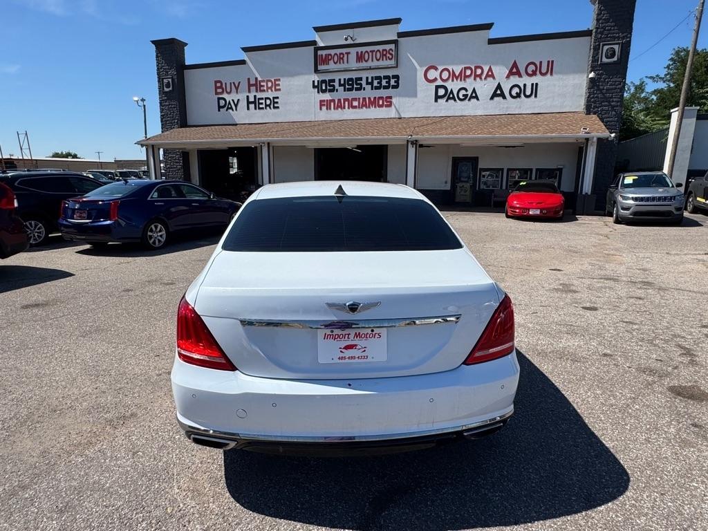 Genesis G90 Premium 2017