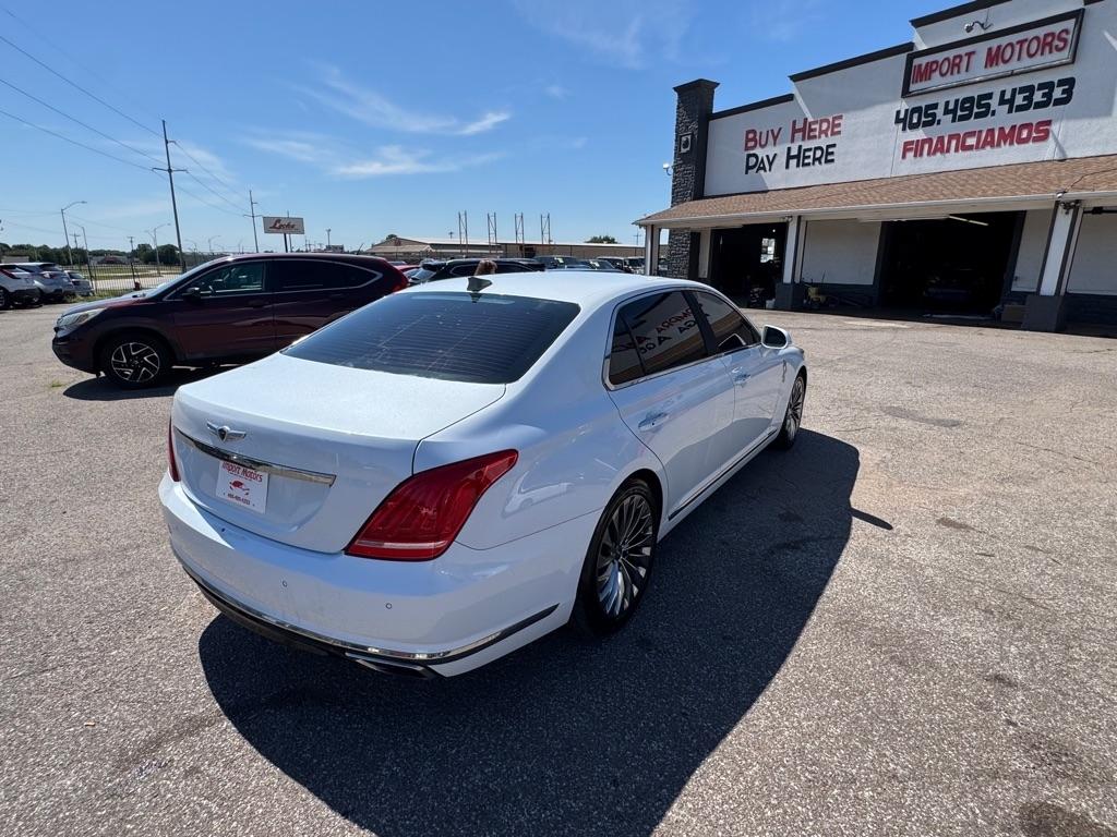 Genesis G90 Premium 2017