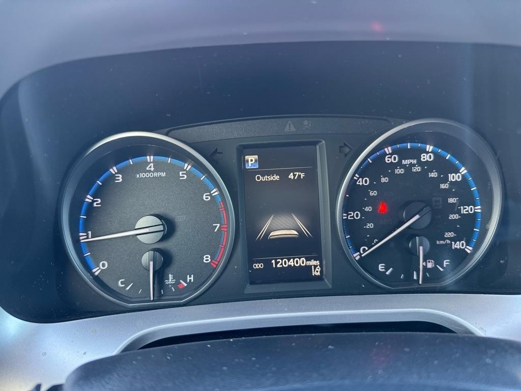 Toyota RAV4 LE FWD 2018