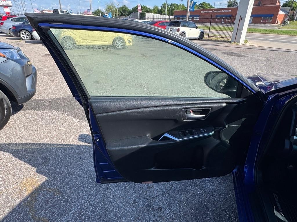 Toyota Camry LE 2015