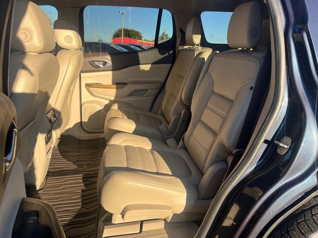 GMC Acadia Denali AWD 2019