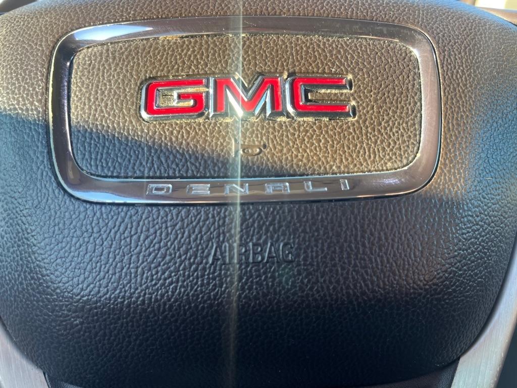 GMC Acadia Denali AWD 2019
