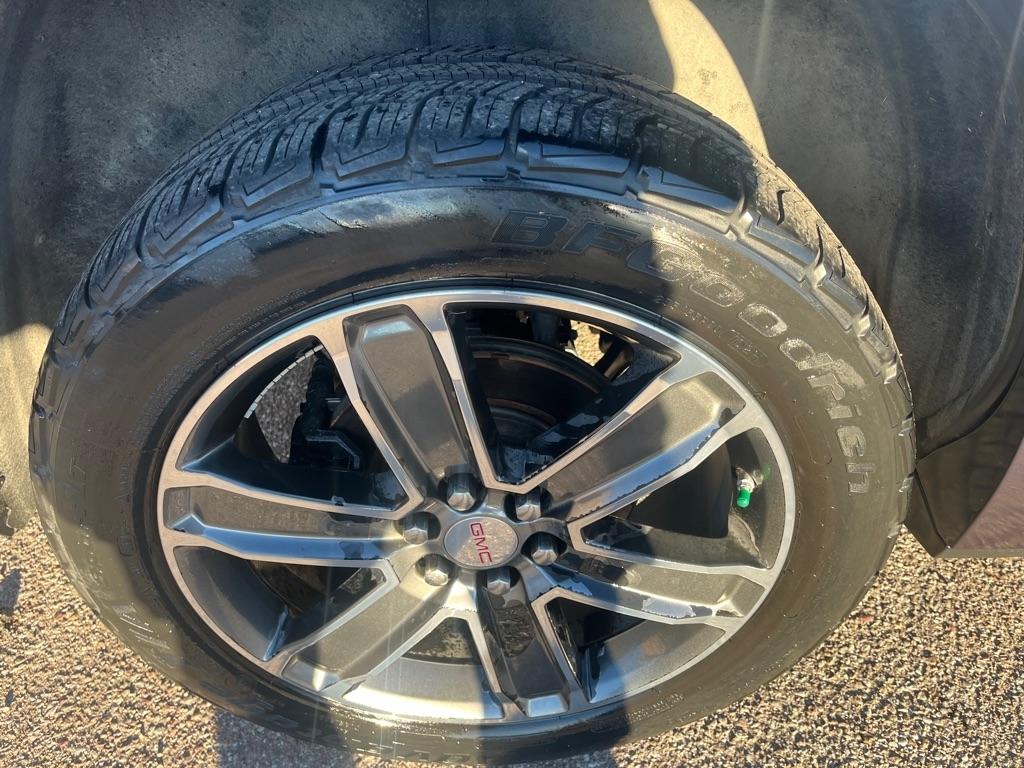 GMC Acadia Denali AWD 2019