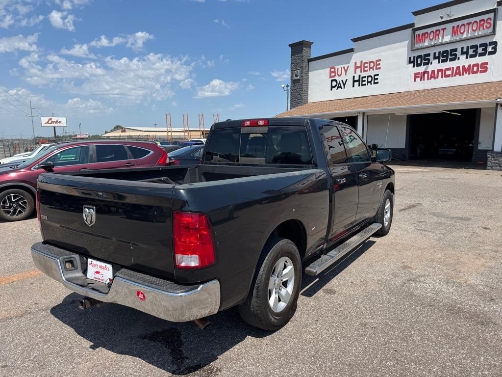 RAM 1500 SLT Quad Cab 2WD 2017