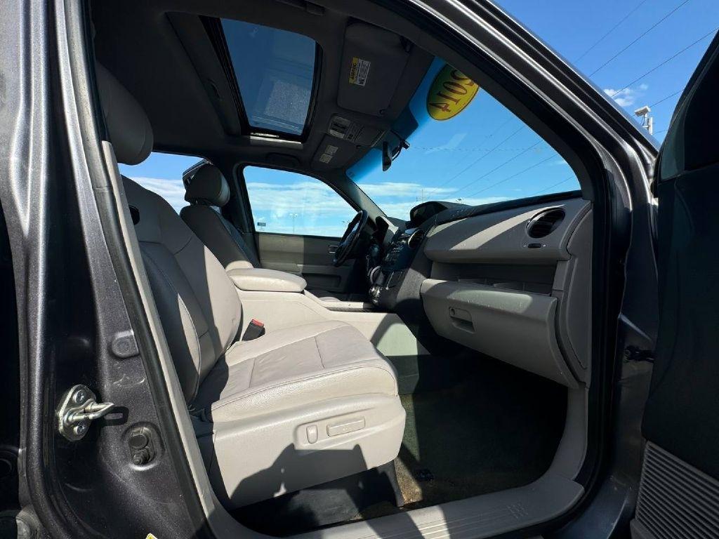 Honda Pilot EX-L 2WD 5-Spd AT with Navigation 2014