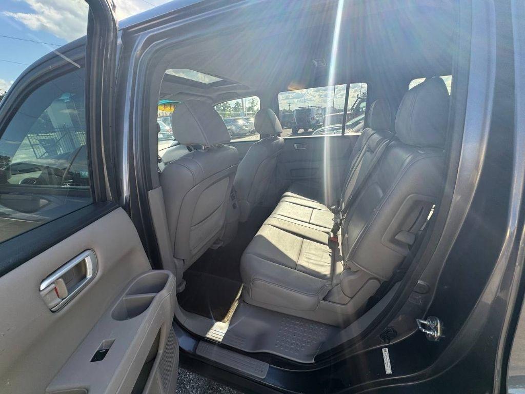 Honda Pilot EX-L 2WD 5-Spd AT with Navigation 2014