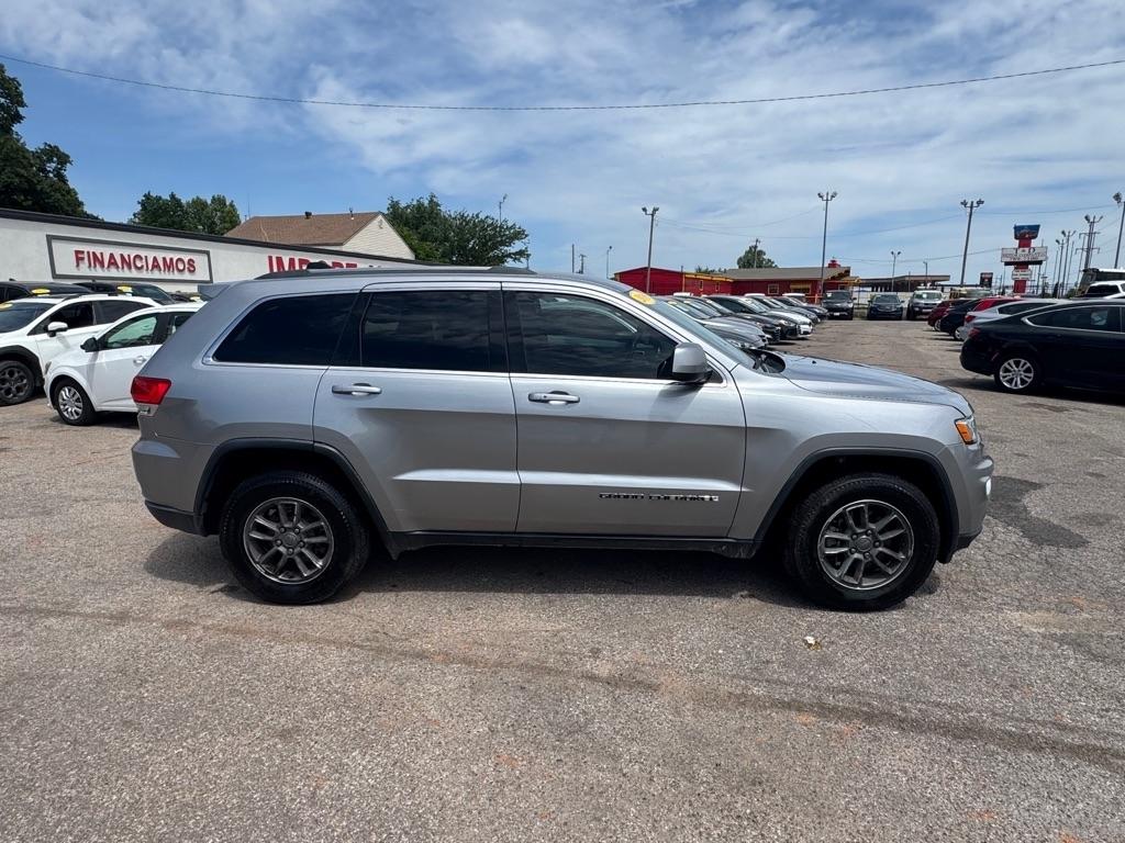 Jeep Grand Cherokee Laredo 2WD 2019