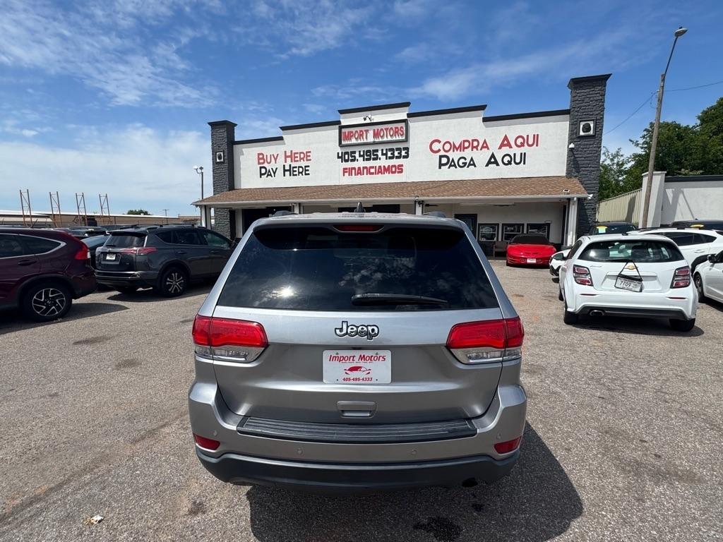 Jeep Grand Cherokee Laredo 2WD 2019
