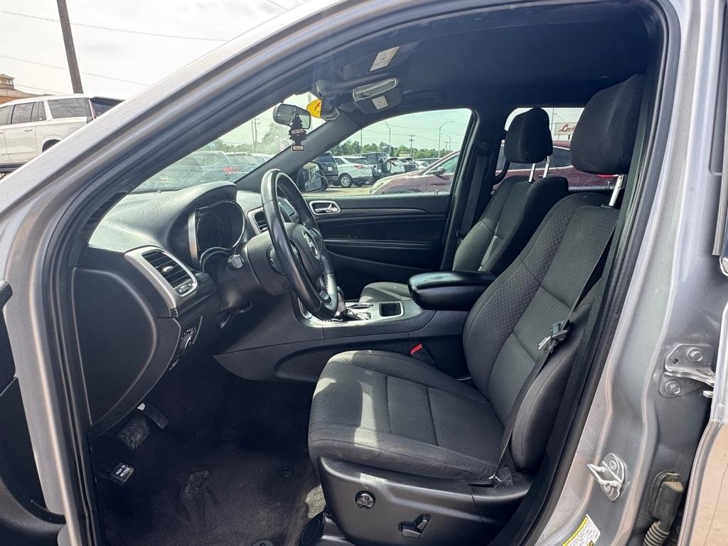 Jeep Grand Cherokee Laredo 2WD 2019