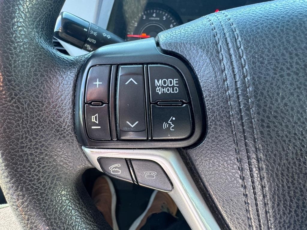 Toyota Sienna LE 8-Passenger 2017
