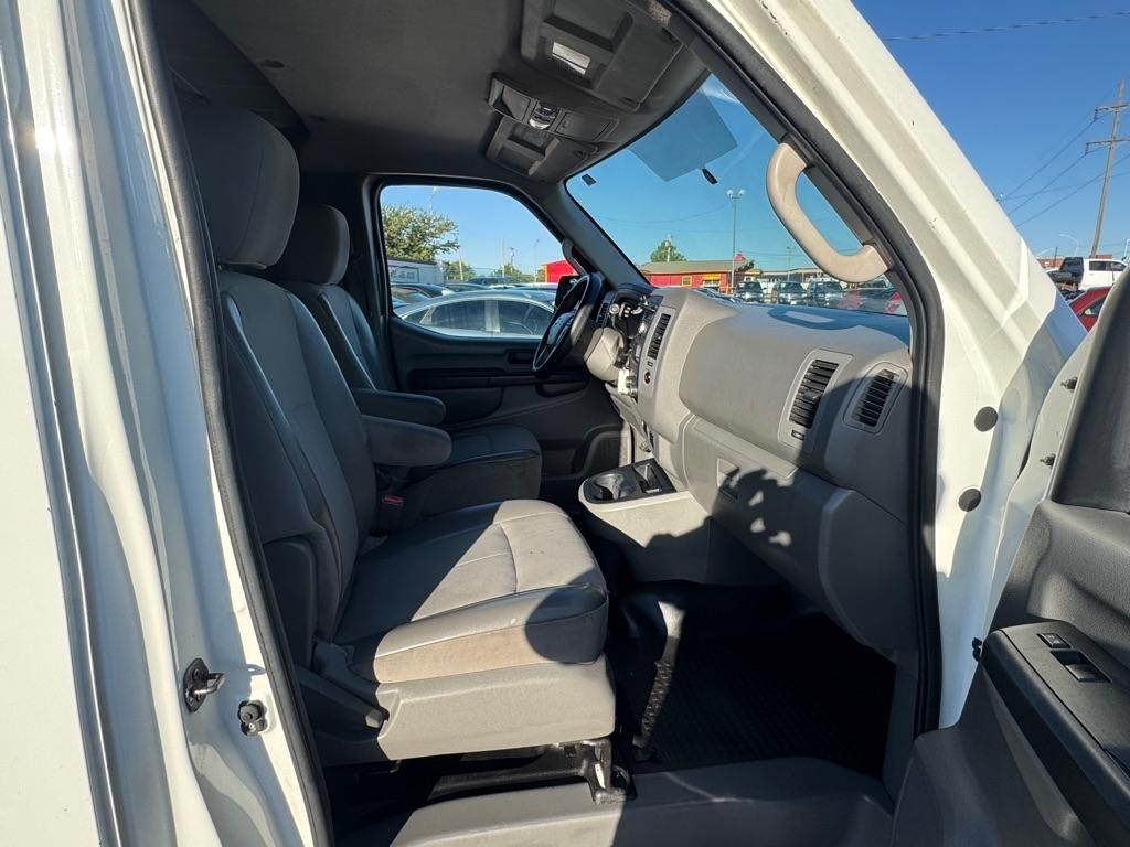 Nissan NV Cargo 1500 S 2015