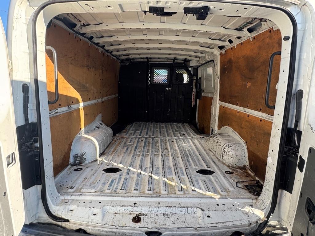 Nissan NV Cargo 1500 S 2015