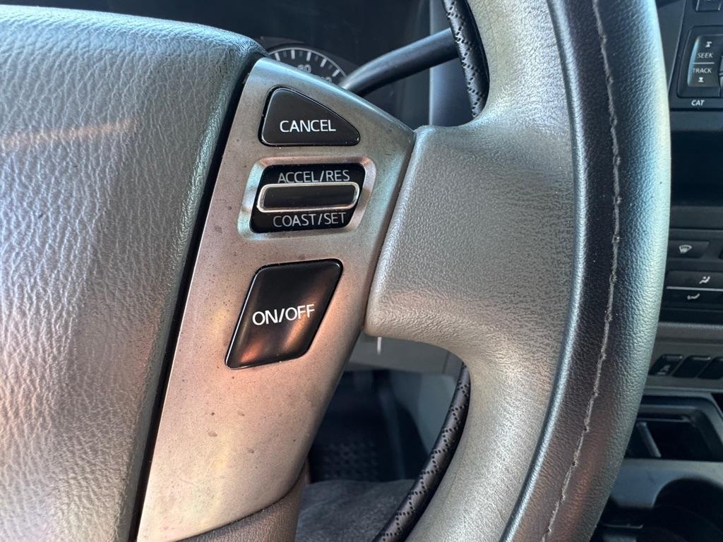 Nissan NV Cargo 1500 S 2015