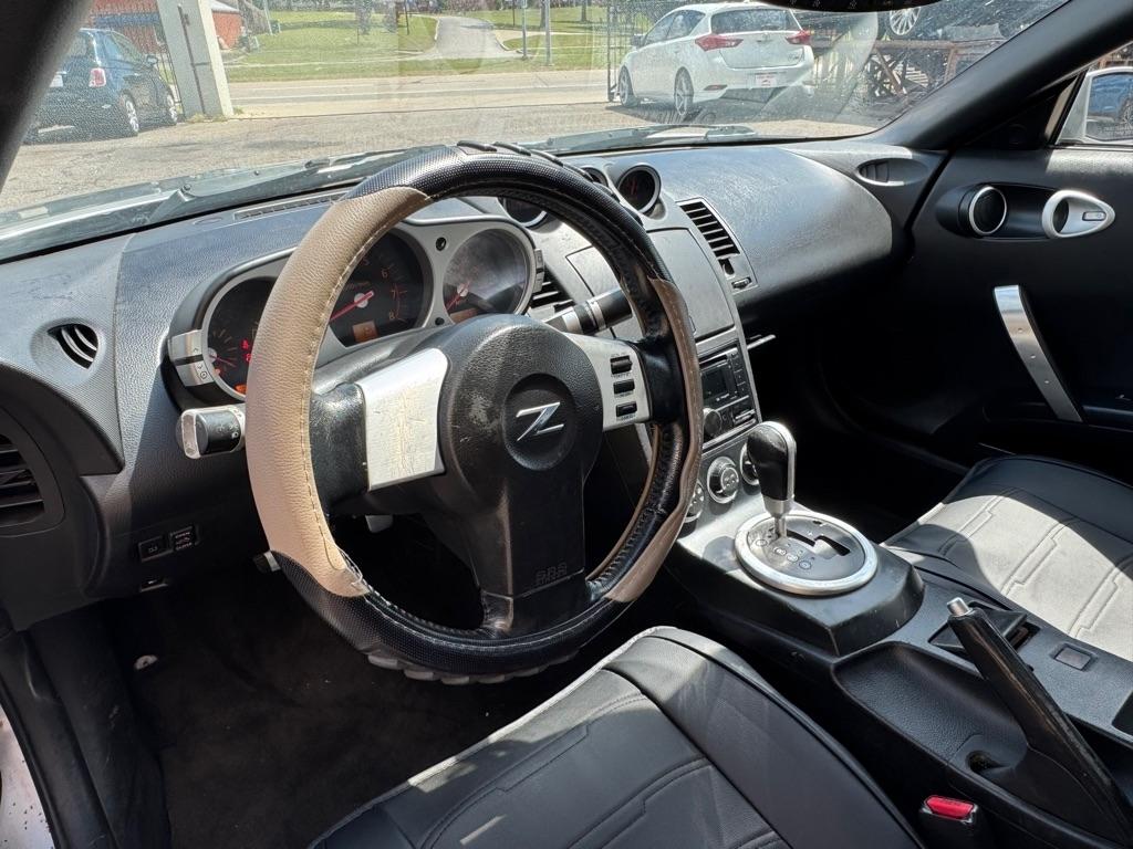 Nissan 350Z Enthusiast Roadster 2004