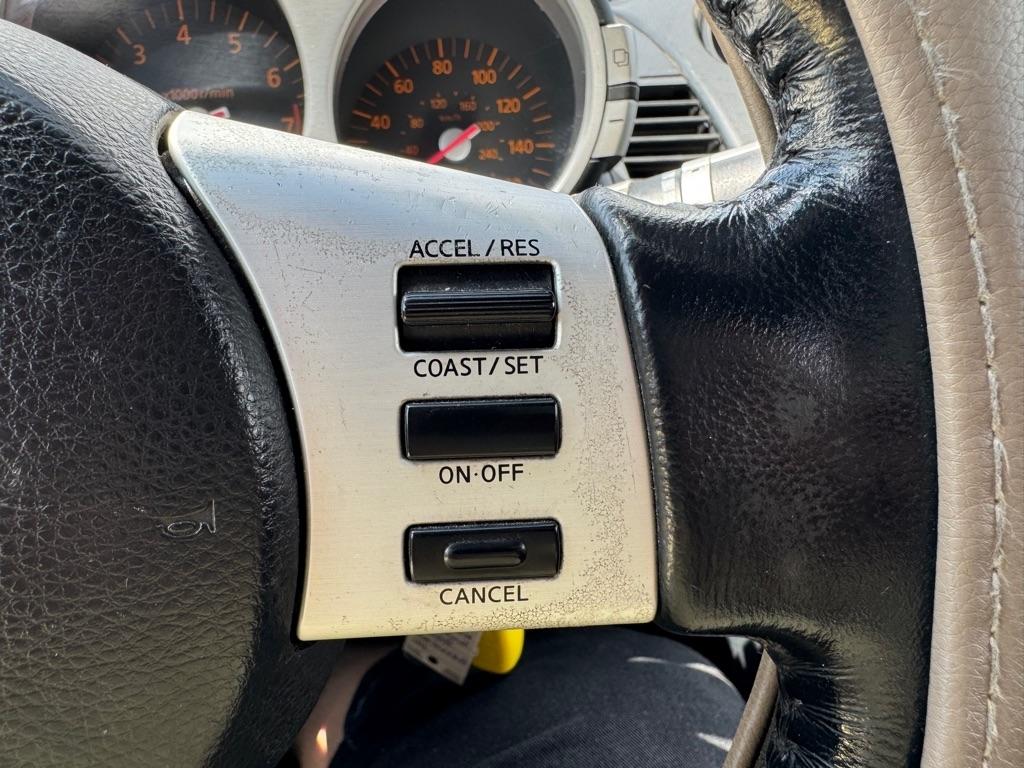 Nissan 350Z Enthusiast Roadster 2004