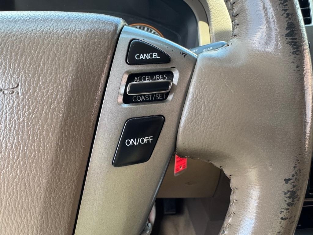 Nissan Armada SV 2WD 2013