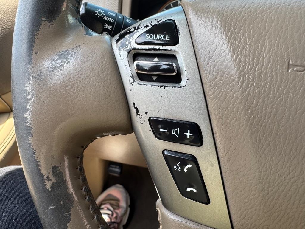 Nissan Armada SV 2WD 2013