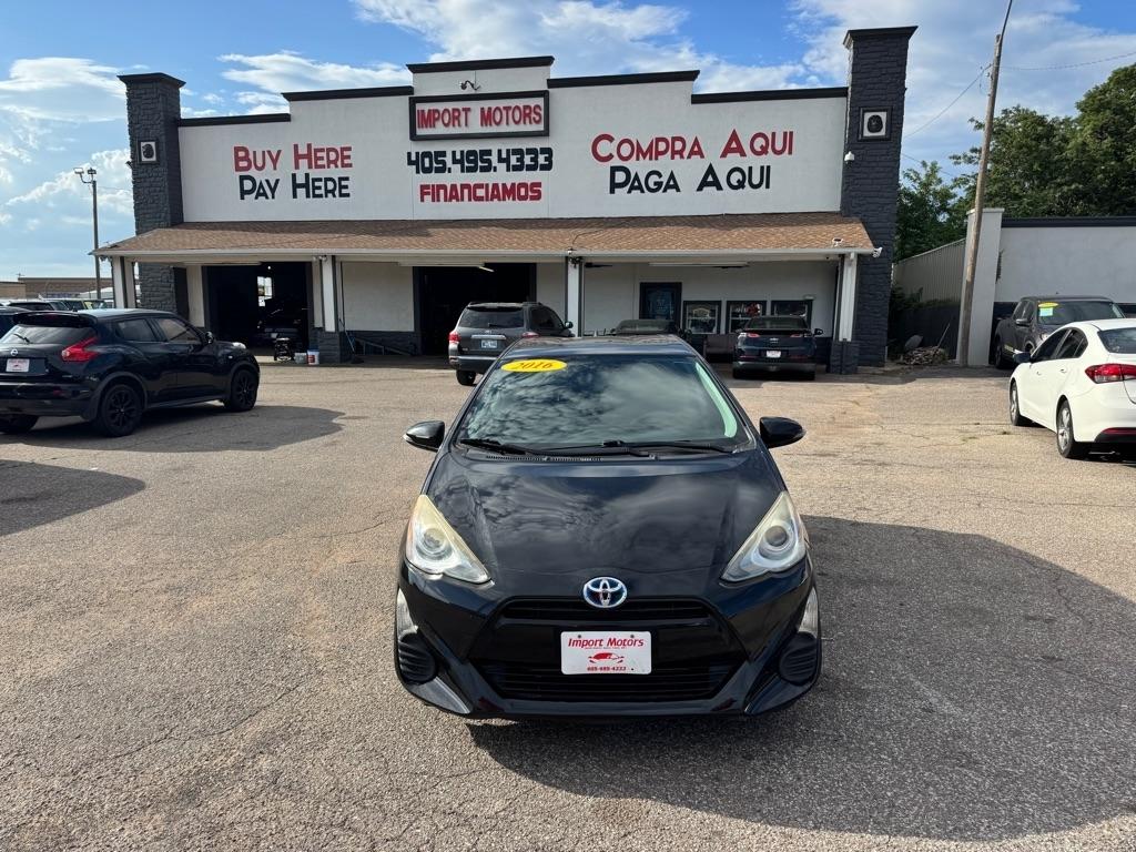 Toyota Prius c  2016
