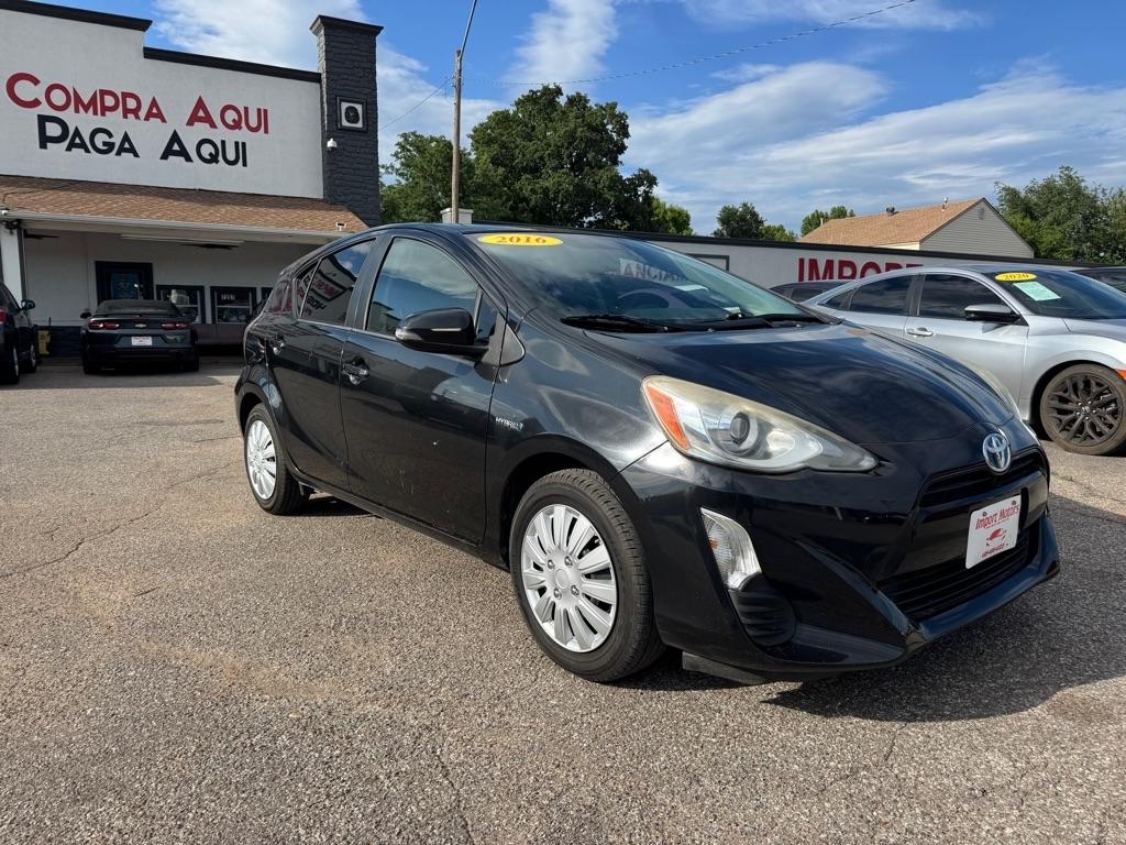 Toyota Prius c  2016