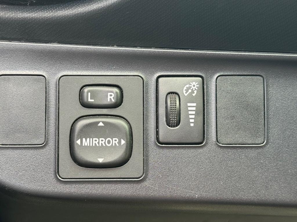 Toyota Prius c  2016