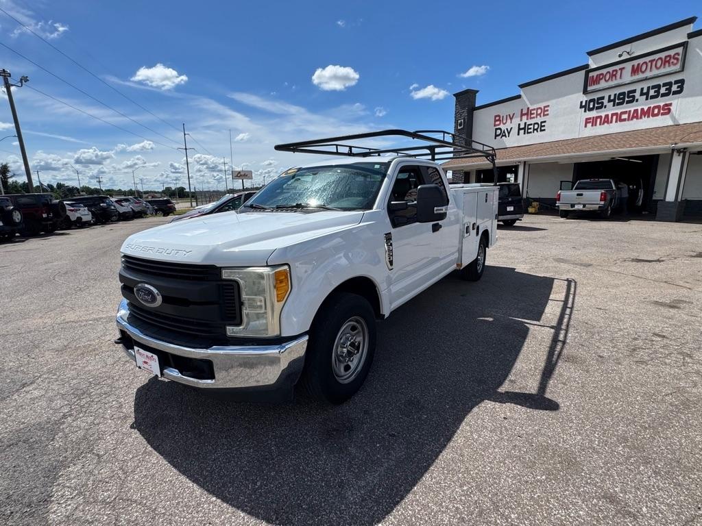 Ford F-350 SD XL SuperCab 2WD 2017